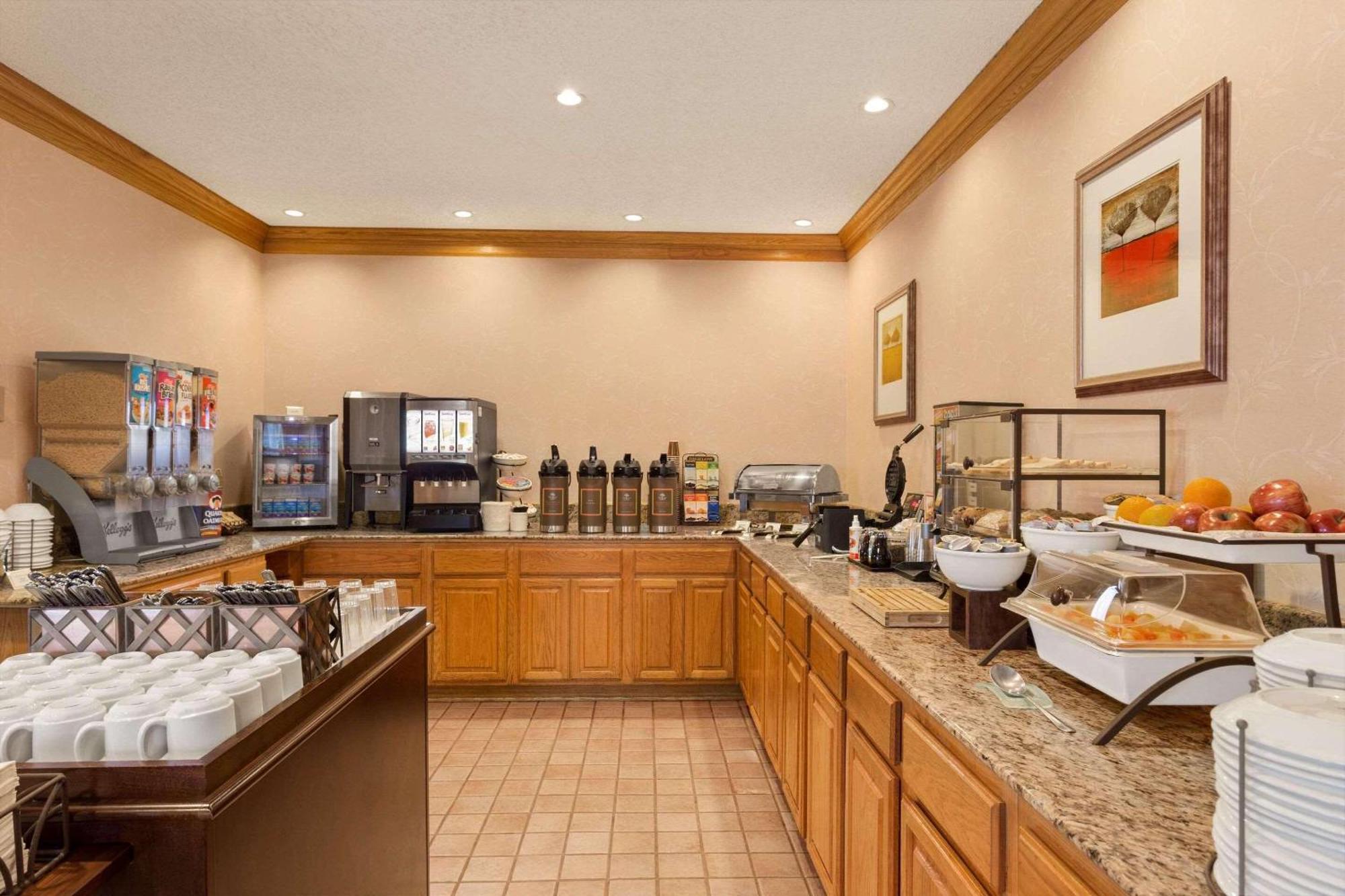 Country Inn & Suites By Radisson, Biloxi-Ocean Springs, Ms Buitenkant foto
